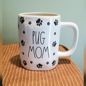 NEW Rae Dunn PUG MOM Mug with Paw Prints